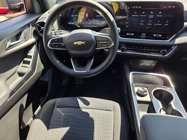 New 2026 Chevrolet Equinox LT w/ Safety and Technology Package AWD/4WD image 16