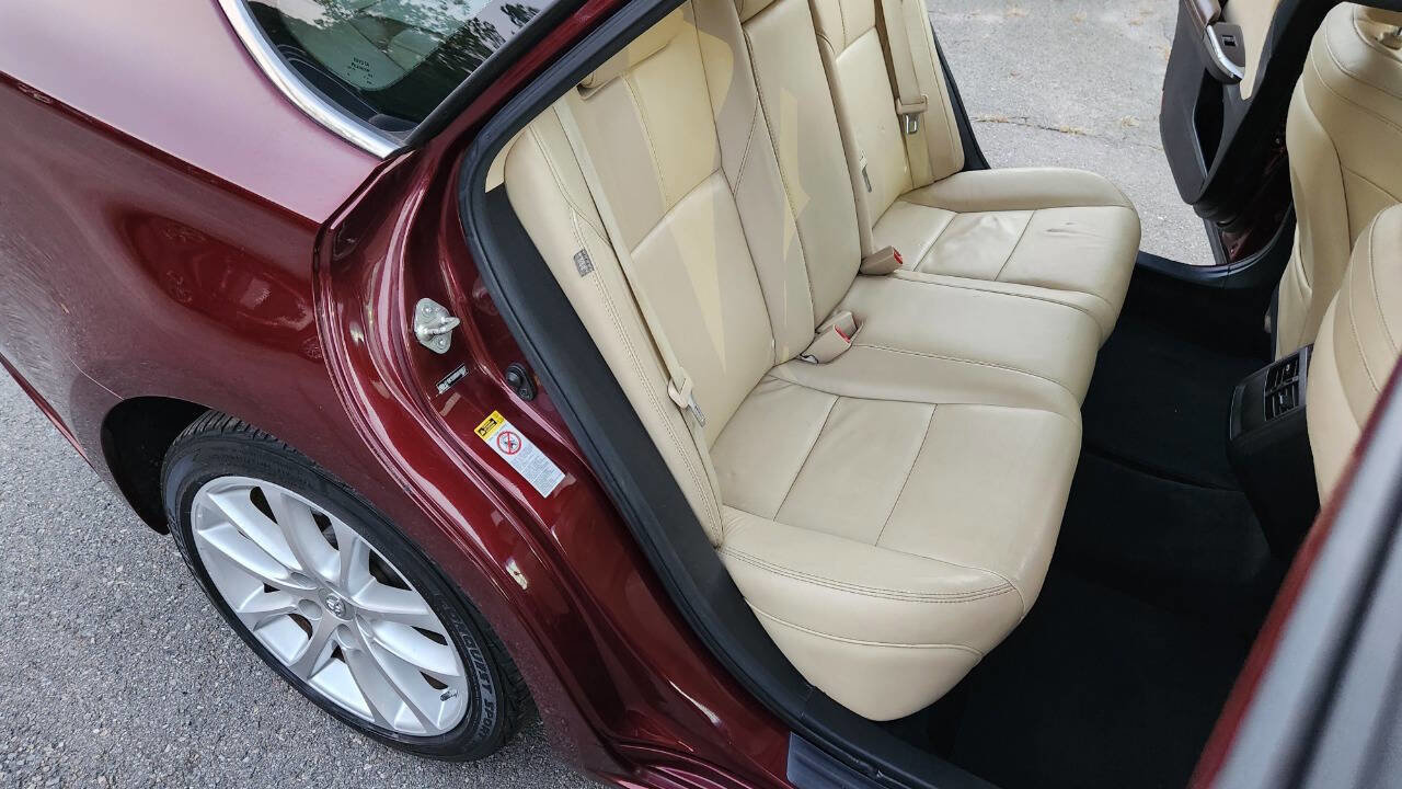 Used 2013 Toyota Avalon XLE Touring image 41