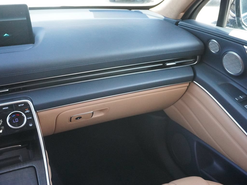 Used 2024 Genesis GV80 3.5T w/ Prestige Package AWD/4WD image 36