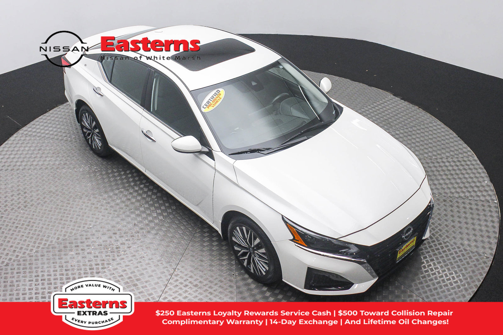Used 2023 Nissan Altima 2.5 SV w/ SV Premium Package AWD/4WD image 3