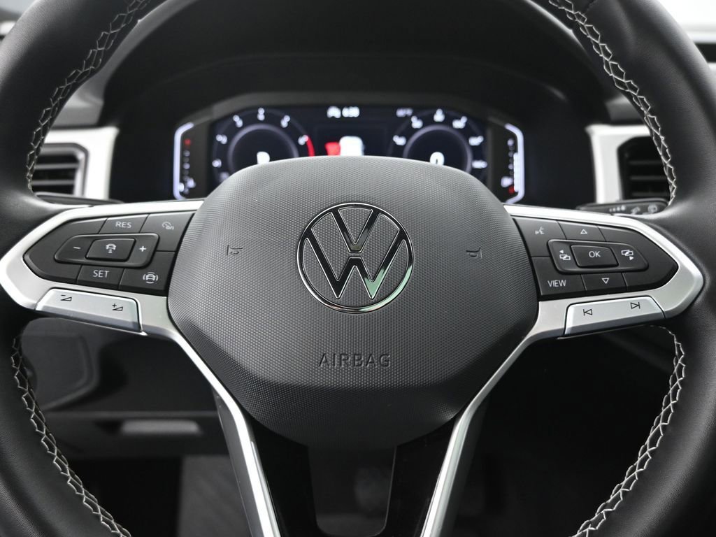 Used 2023 Volkswagen Atlas Cross Sport SE w/ Panoramic Sunroof Package image 12