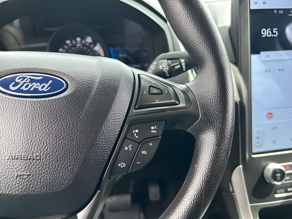 Used 2024 Ford Edge SE w/ Black Appearance Package AWD/4WD image 19