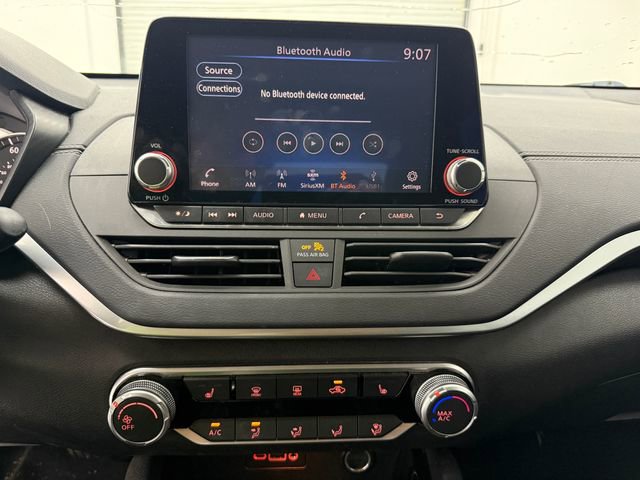 Used 2021 Nissan Altima 2.5 SV w/ SV Premium Package FWD image 12