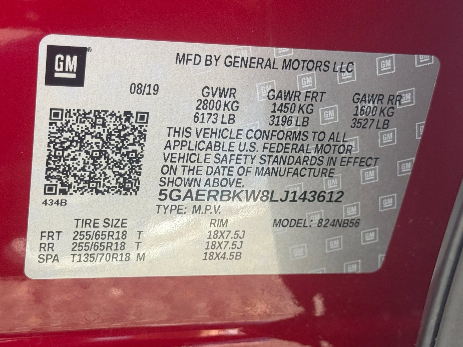 Used 2020 Buick Enclave Essence w/ Sound and Sites Package image 32