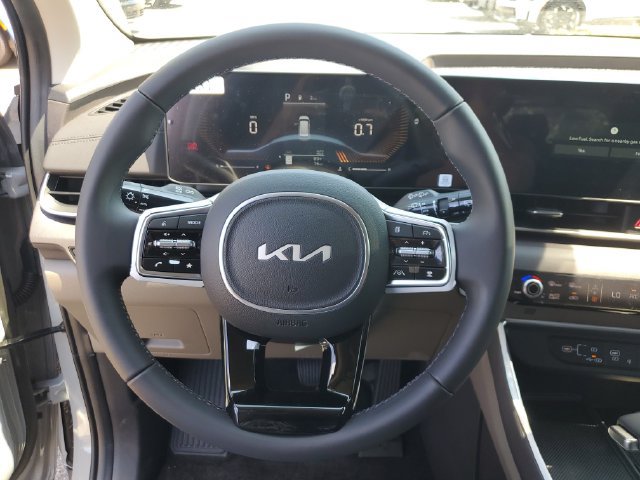 New 2026 Kia Carnival EX FWD image 27