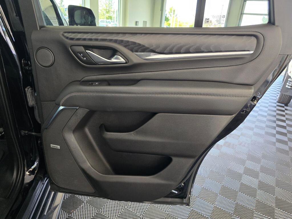 Used 2022 GMC Yukon Denali AWD/4WD image 43