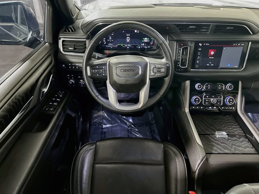 Used 2023 GMC Yukon XL Denali AWD/4WD image 19