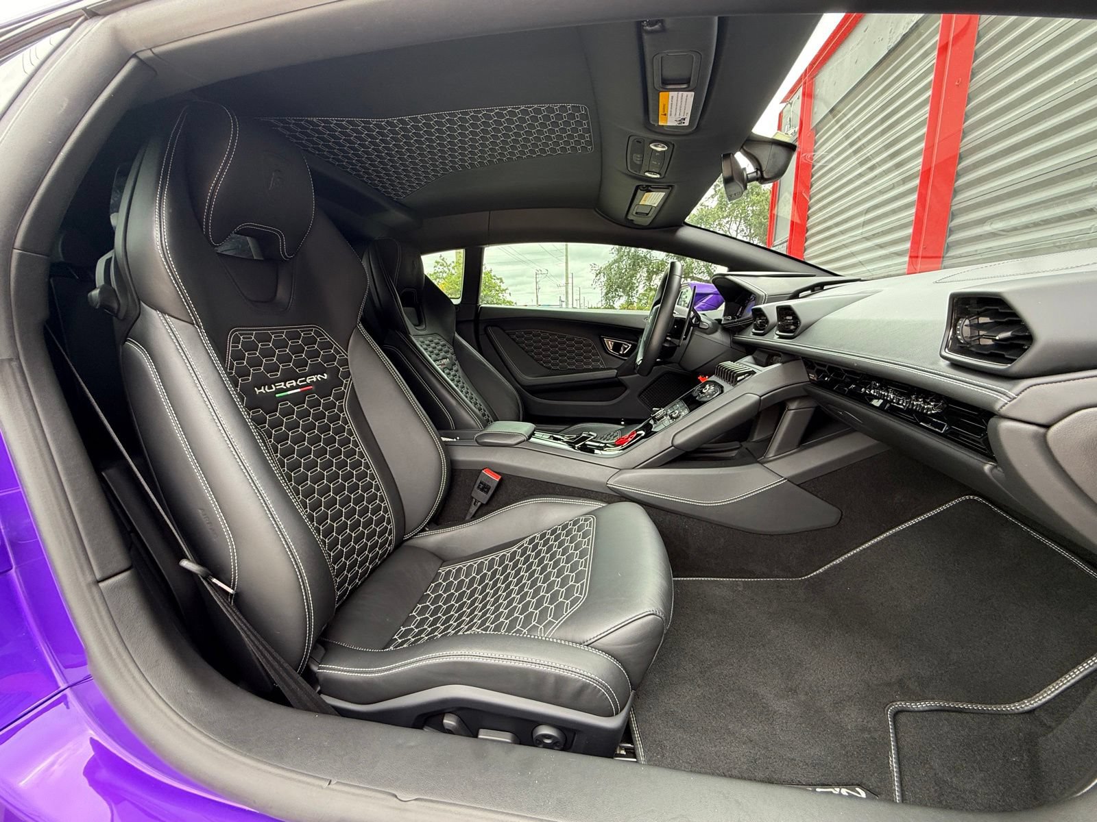 Used 2018 Lamborghini Huracan LP 580-2 RWD image 47