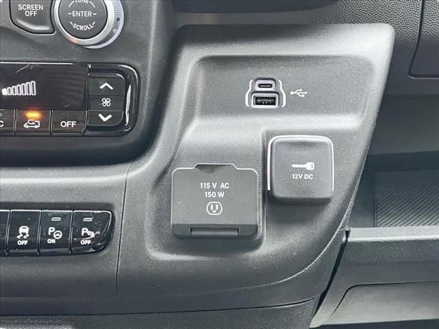 New 2025 RAM ProMaster 3500 w/ Quick Order Package 22G SLT image 18