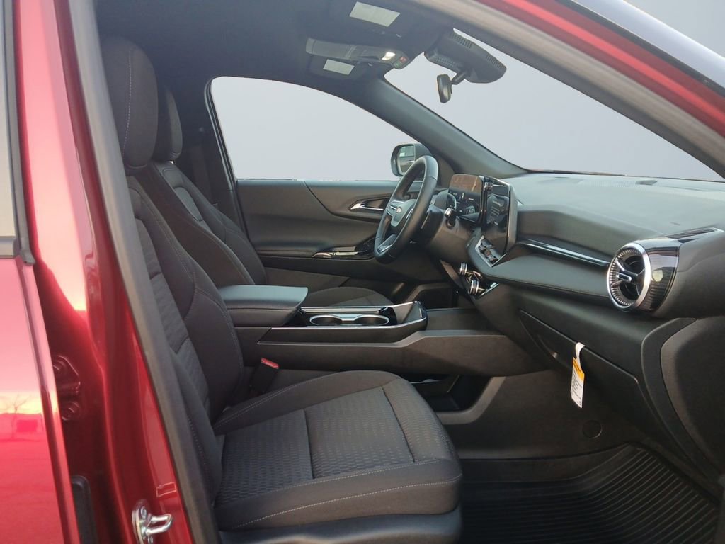 Used 2025 Chevrolet Equinox LT image 15