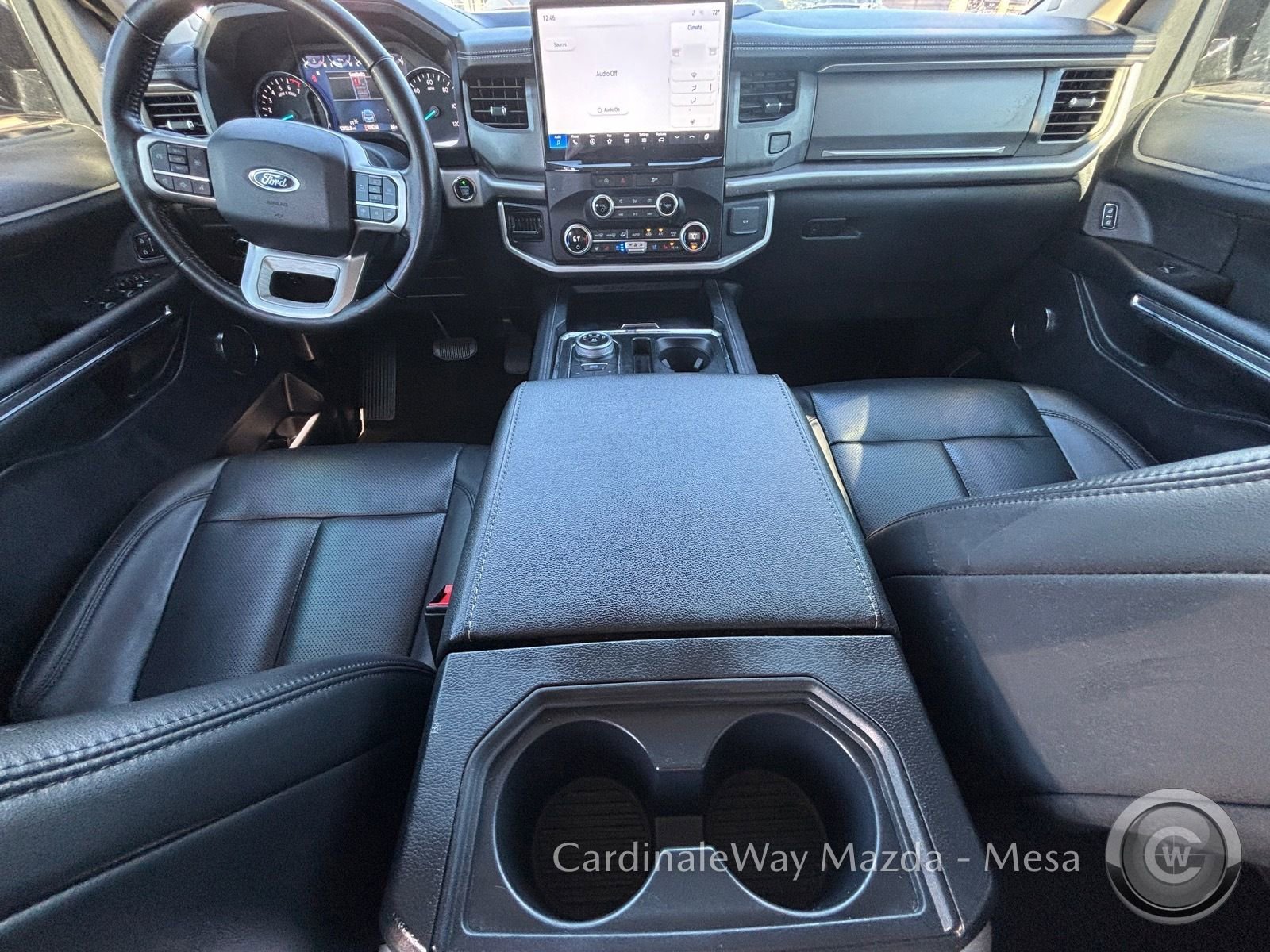 Used 2024 Ford Expedition XLT image 16