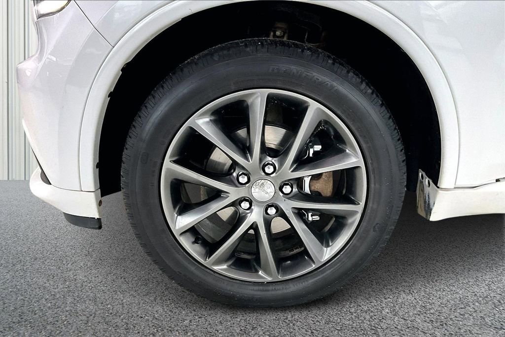 Used 2018 Dodge Durango GT image 37