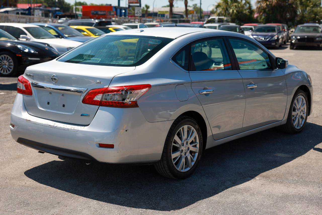 Used 2013 Nissan Sentra SL w/ Leather Pkg FWD image 11