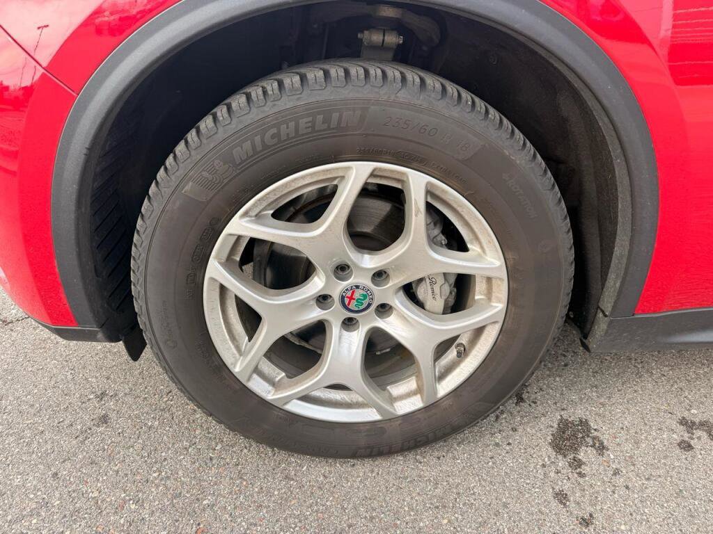 Used 2021 Alfa Romeo Stelvio Sprint w/ Cold Weather Package image 9