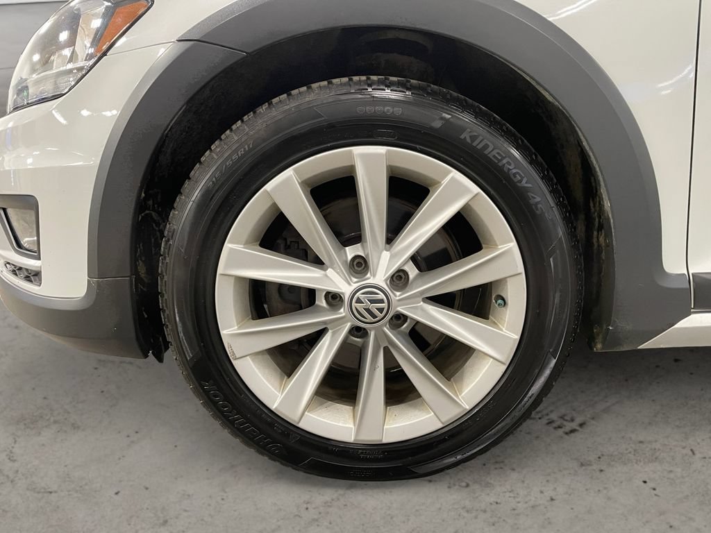 Used 2019 Volkswagen Golf Alltrack SE AWD/4WD image 14