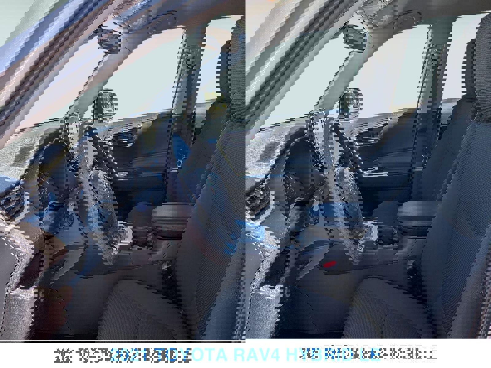 Used 2021 Toyota RAV4 LE AWD/4WD image 14