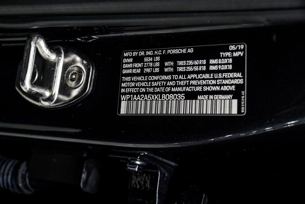 Used 2019 Porsche Macan Base image 42