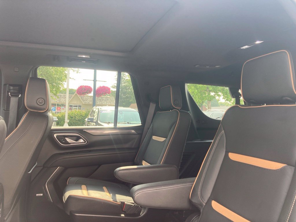 Certified 2023 GMC Yukon AT4 w/ LPO, Floor Liner Package AWD/4WD image 18