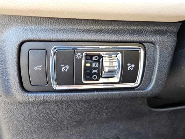 New 2025 Lincoln Corsair Reserve w/ Equipment Group 202A image 27