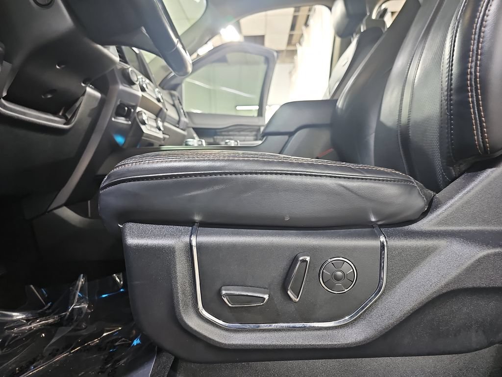 Used 2019 Ford Expedition Platinum AWD/4WD image 36