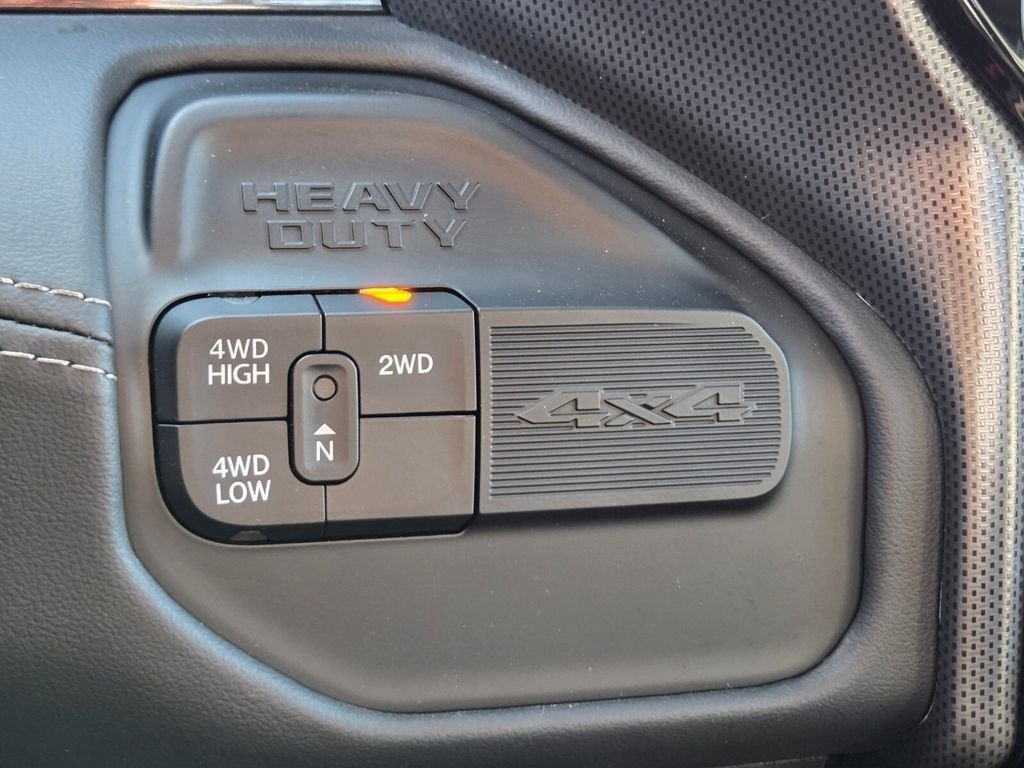 Used 2024 RAM 3500 Limited AWD/4WD image 33