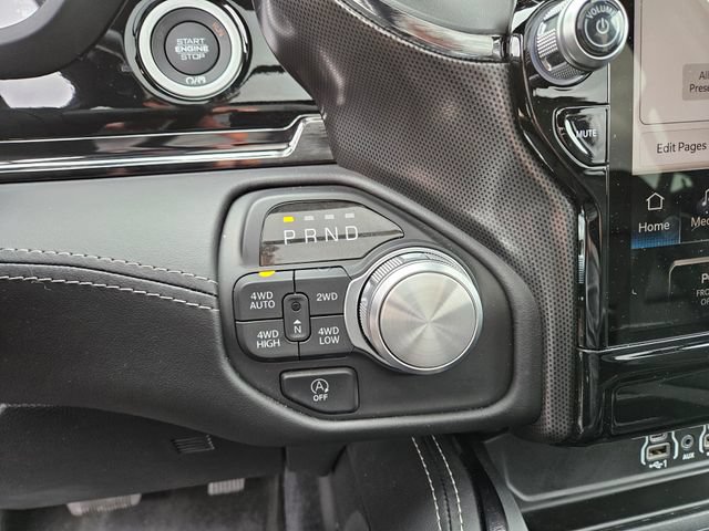 Used 2026 RAM 1500 Limited AWD/4WD image 32