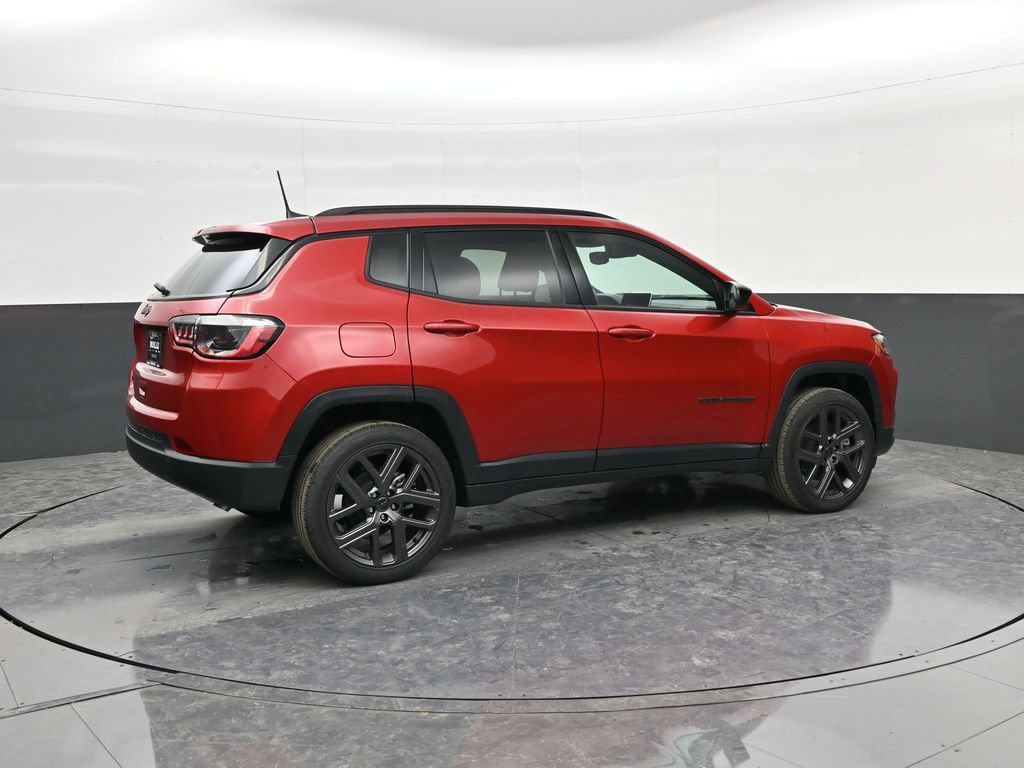 New 2026 Jeep Compass Latitude AWD/4WD image 7