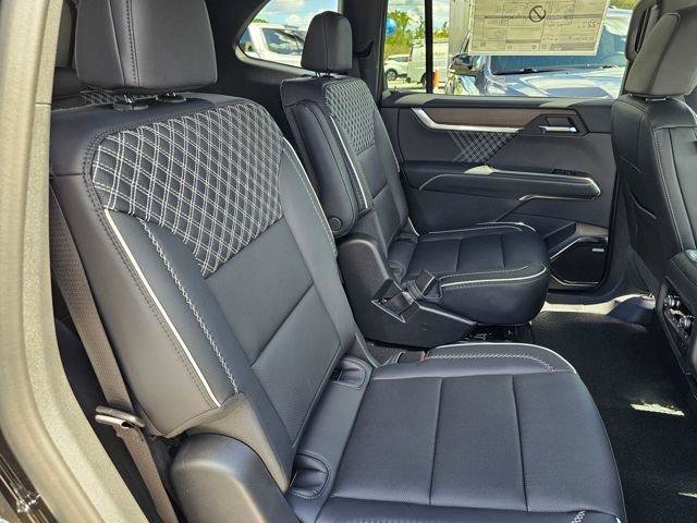 New 2026 GMC Acadia Denali w/ Super Cruise Package FWD image 26