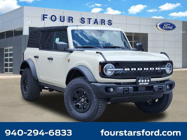 New 2026 Ford Bronco Badlands w/ Sasquatch Package