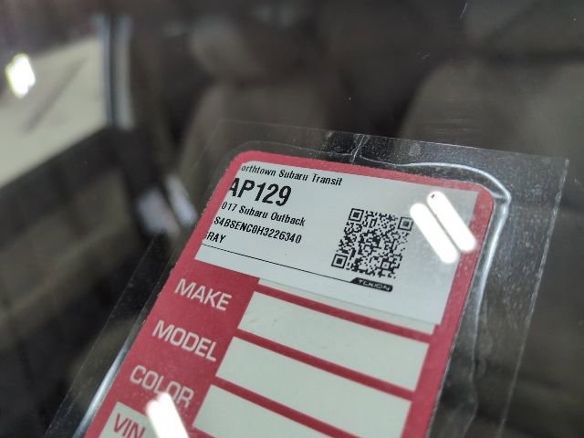 Used 2017 Subaru Outback 3.6R Limited image 23