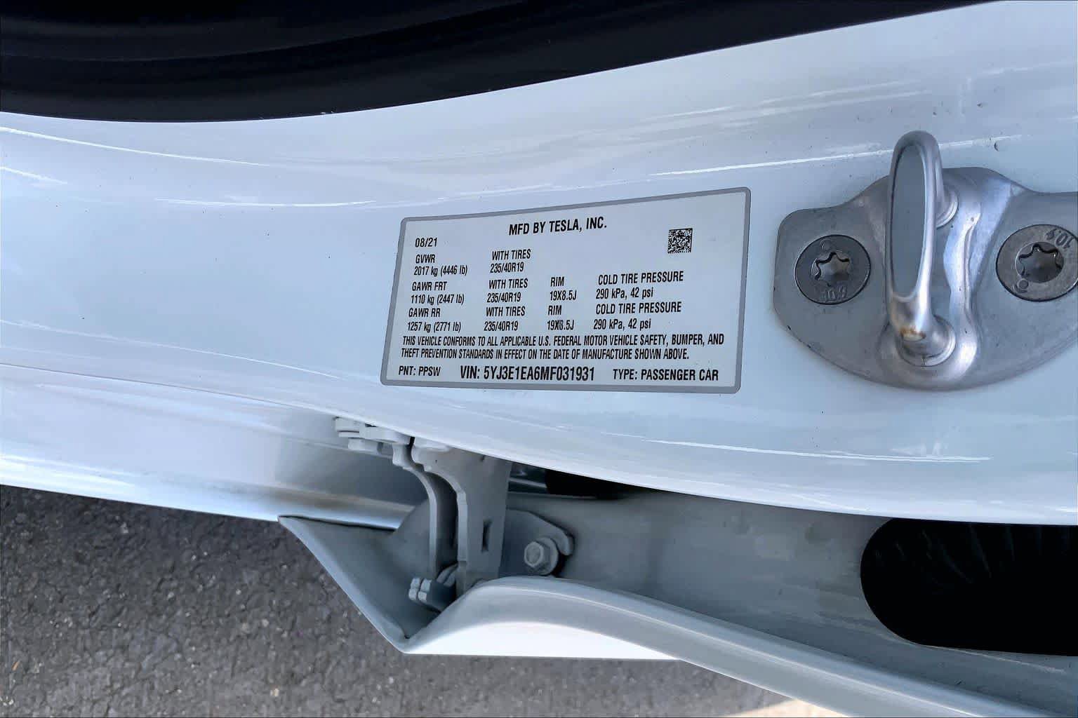 Used 2021 Tesla Model 3 Standard Range Plus RWD image 33