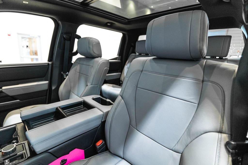 New 2026 Toyota Tundra Limited AWD/4WD image 6