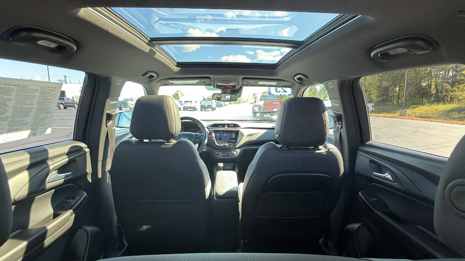Certified 2023 Chevrolet TrailBlazer RS w/ Sun and Liftgate Package image 27