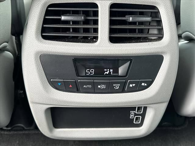 Used 2021 Honda Pilot Special Edition image 16