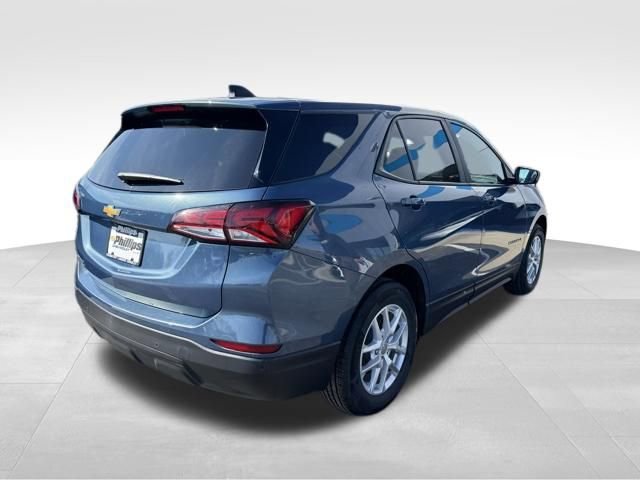 Used 2024 Chevrolet Equinox LS w/ LS Convenience Package image 12