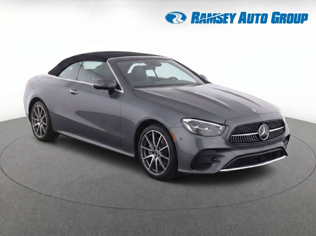 Used 2021 Mercedes-Benz E 450 4MATIC Cabriolet image 2