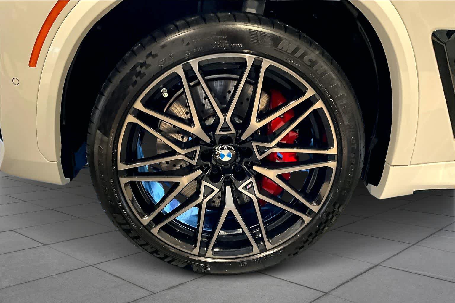 New 2026 BMW X5 M Competition w/ Executive Package AWD/4WD image 11
