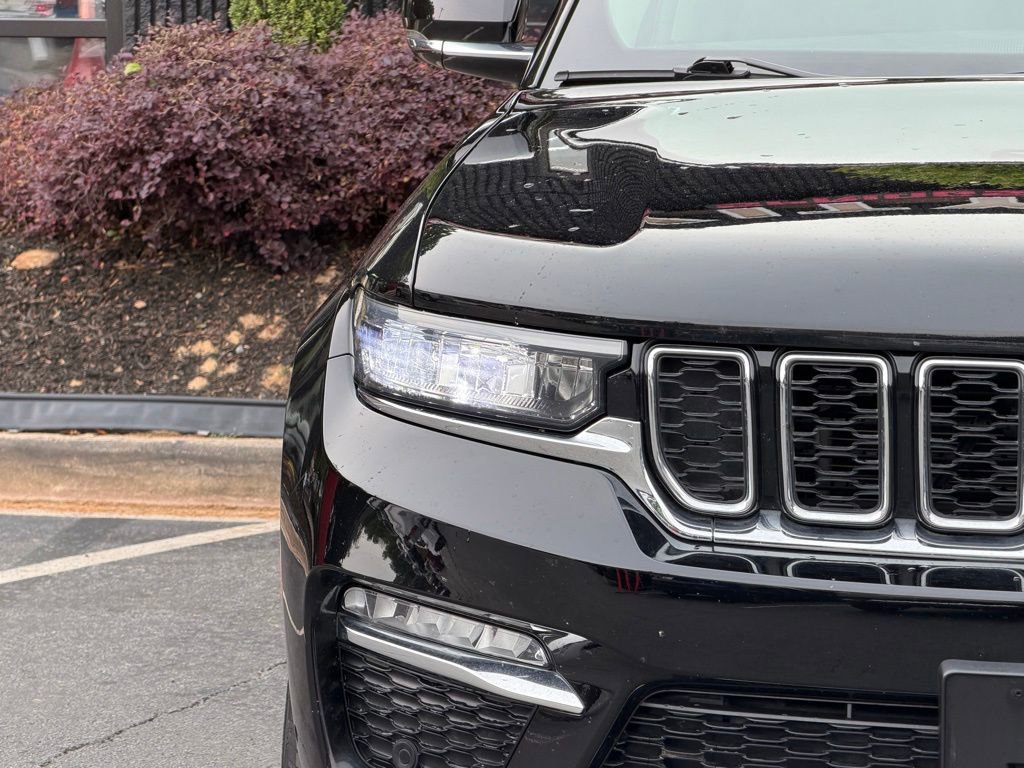 Used 2022 Jeep Grand Cherokee Limited 4xe w/ Luxury Tech Group II AWD/4WD image 4