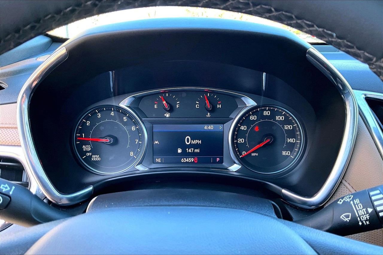 Used 2023 Chevrolet Equinox Premier image 10