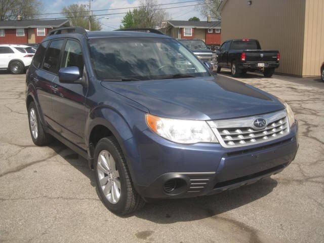 Used 2012 Subaru Forester 2.5X Premium w/ All-Weather Pkg AWD/4WD image 3