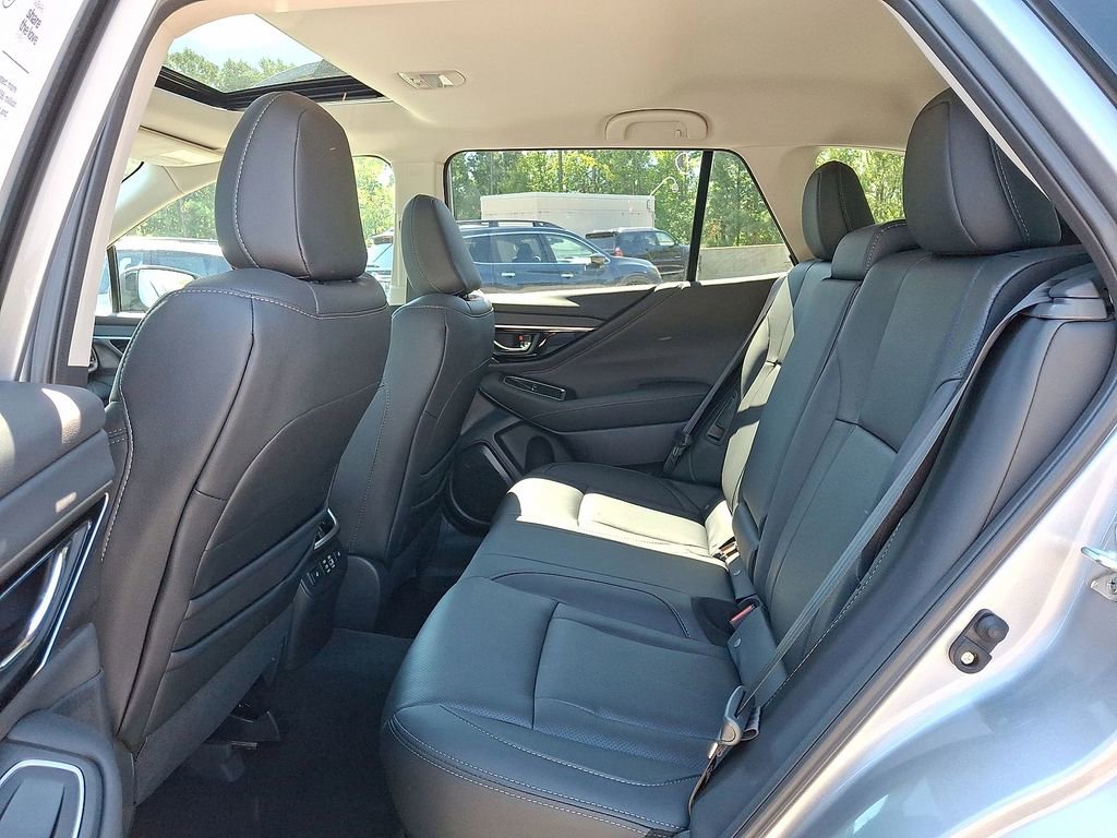 New 2025 Subaru Outback Touring w/ Popular Package #2 image 13