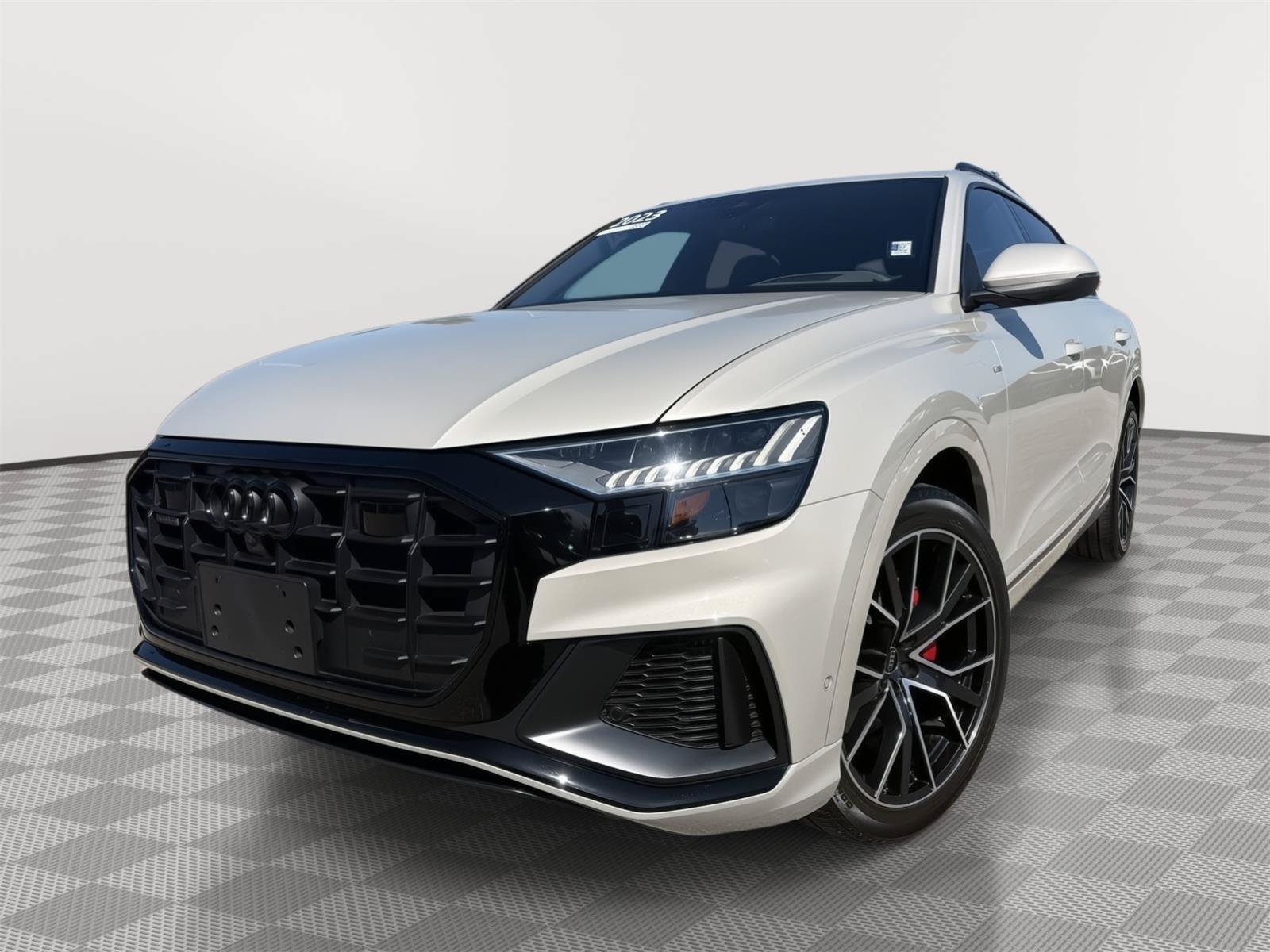 Used 2023 Audi Q8 Prestige w/ Prestige Package AWD/4WD image 1