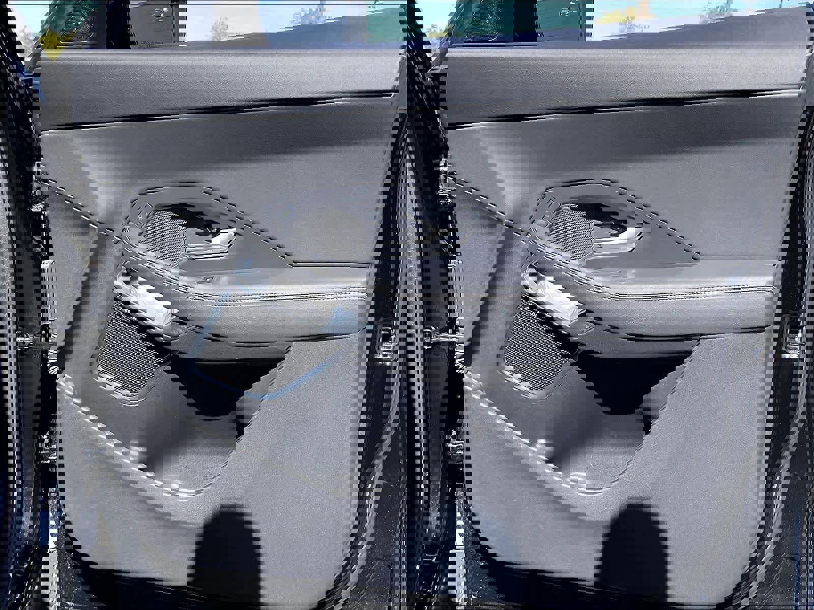 Used 2024 Jaguar E-PACE R-Dynamic SE image 25