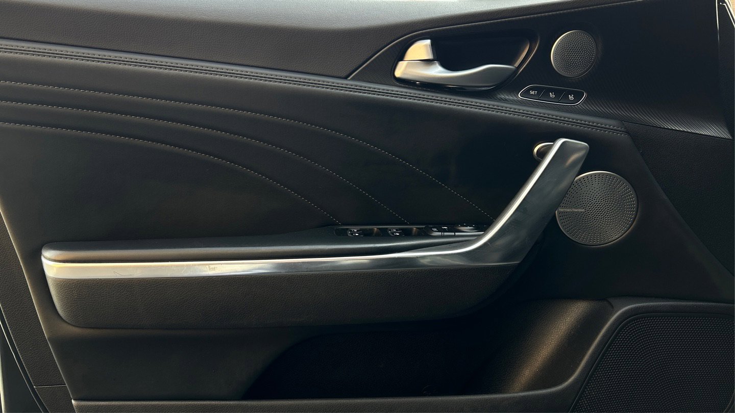 Used 2022 Kia Stinger GT2 w/ Scorpion Package image 45