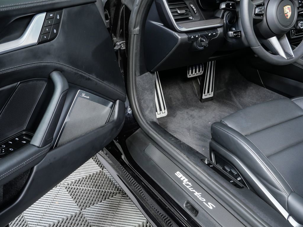 Certified 2025 Porsche 911 Turbo S image 7