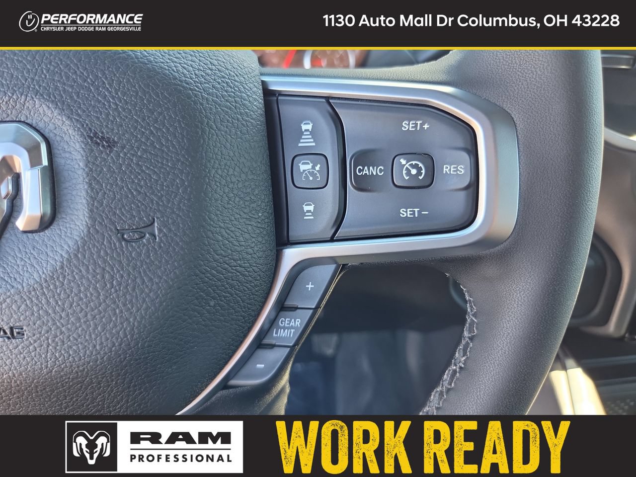 New 2026 RAM 2500 Big Horn AWD/4WD image 32