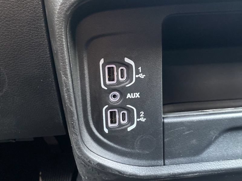 New 2026 RAM 3500 Tradesman AWD/4WD image 31