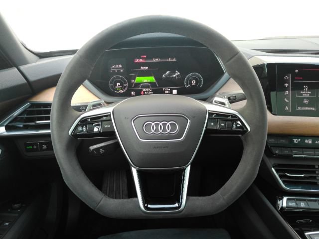 Used 2022 Audi e-tron GT Premium Plus AWD/4WD image 34