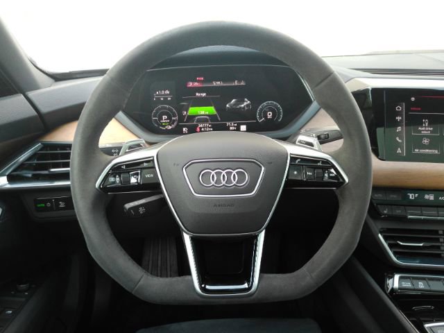 Used 2022 Audi e-tron GT Premium Plus AWD/4WD image 34