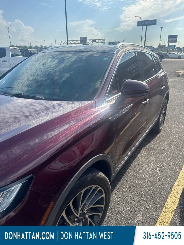 Used 2020 Lincoln Nautilus Reserve AWD/4WD image 2